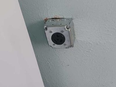 Electrical Outlet Replacement